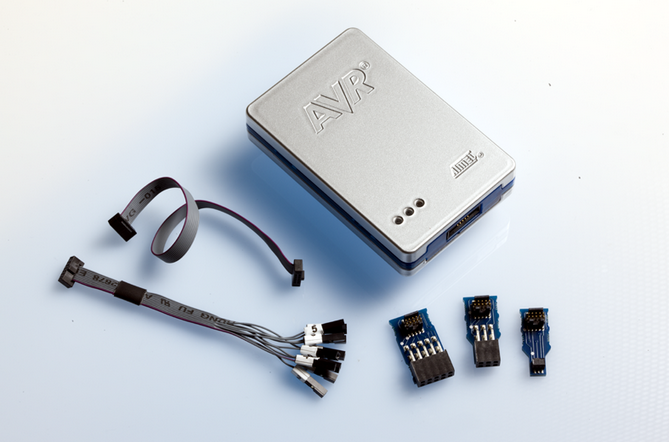 atmel(microchip) AVR JTAGICE MkⅡ 1717-atjtagice2.jpg